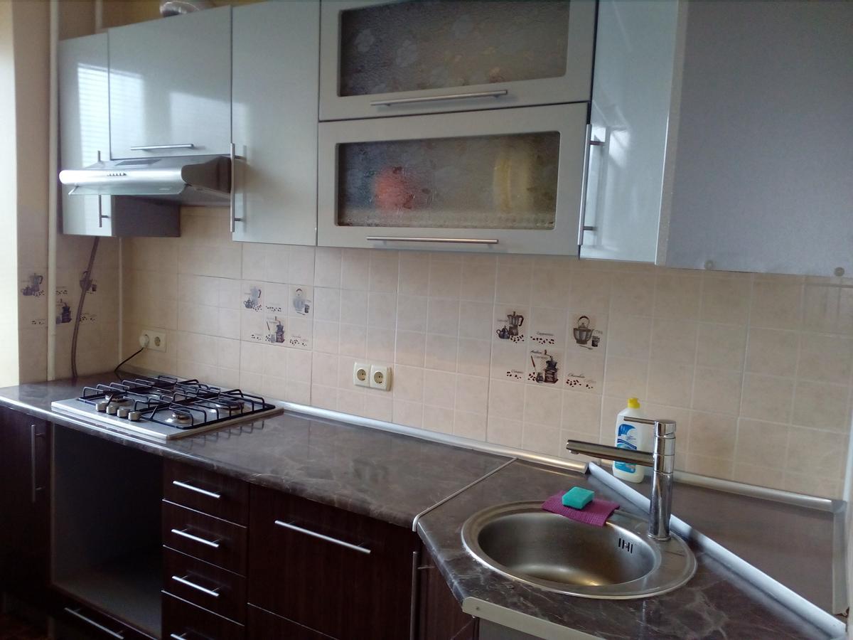 в центрі за драмтеатром. Apartment *