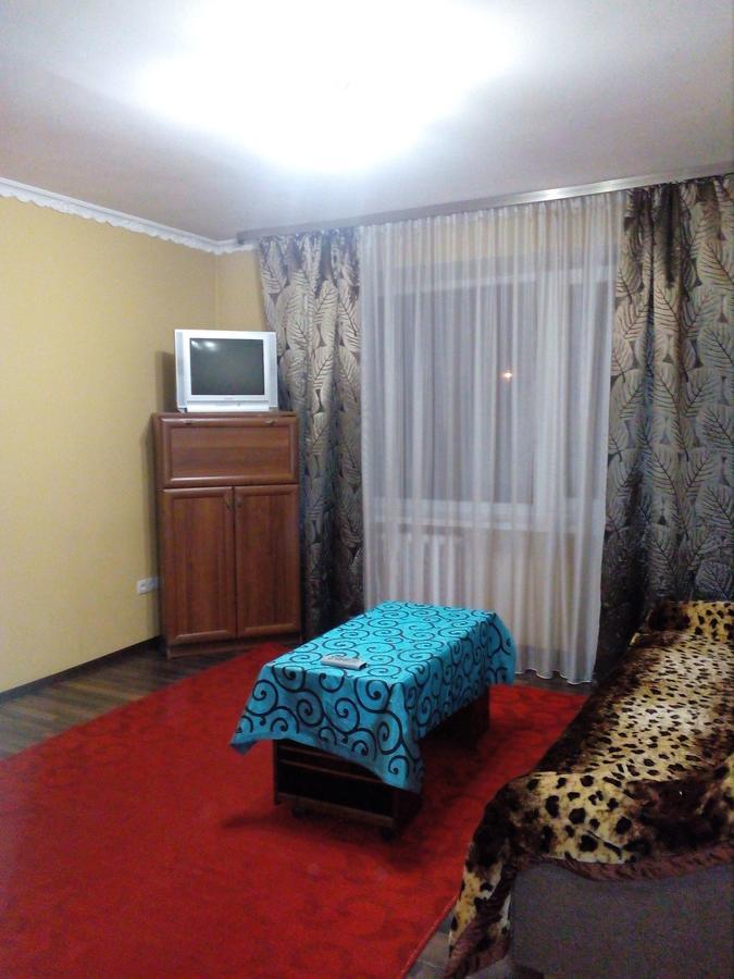 в центрі за драмтеатром. Apartment